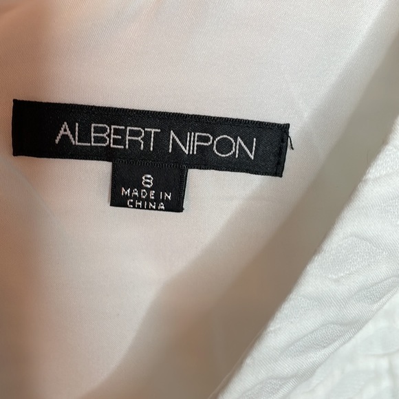 Albert Nipon Size 6 White Textured Dress - Picture 3 of 5
